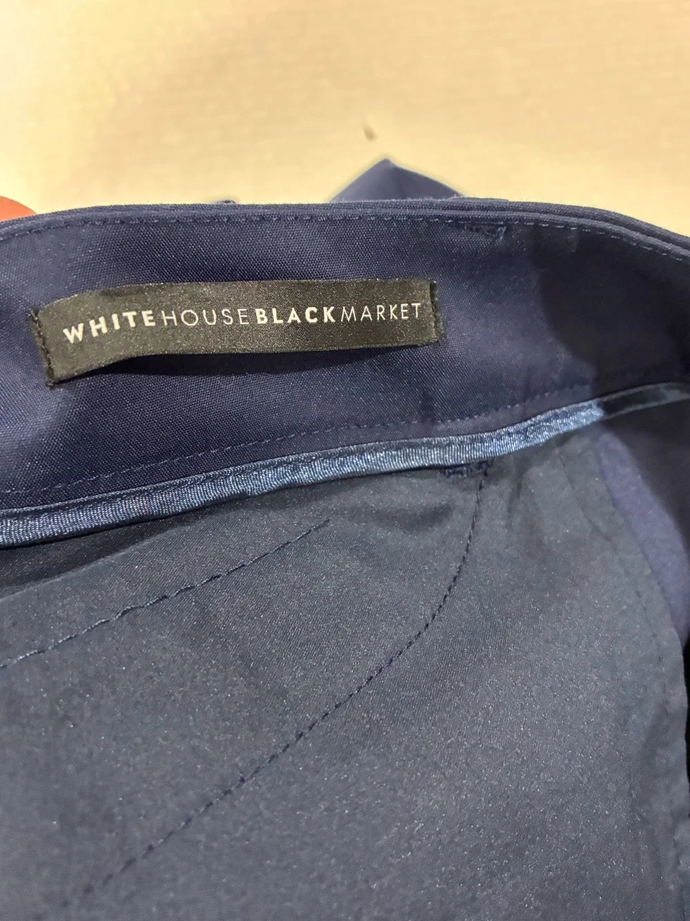 WHITE HOUSE BLACK MARKET THE SLIM ANKLE PANT NEW WITH TAG